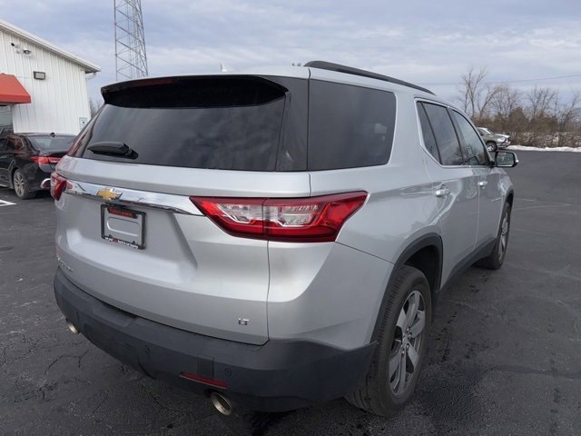 Used 2020 Chevrolet Traverse LT w/ LT Premium Package image 7
