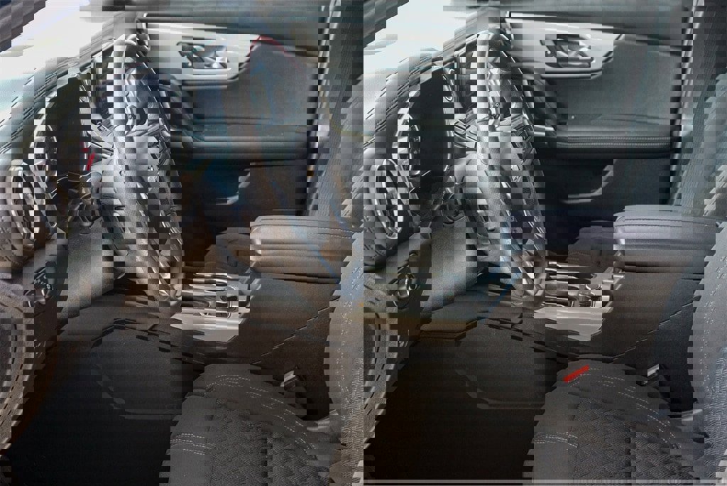 Used 2022 Chevrolet Blazer LT image 10