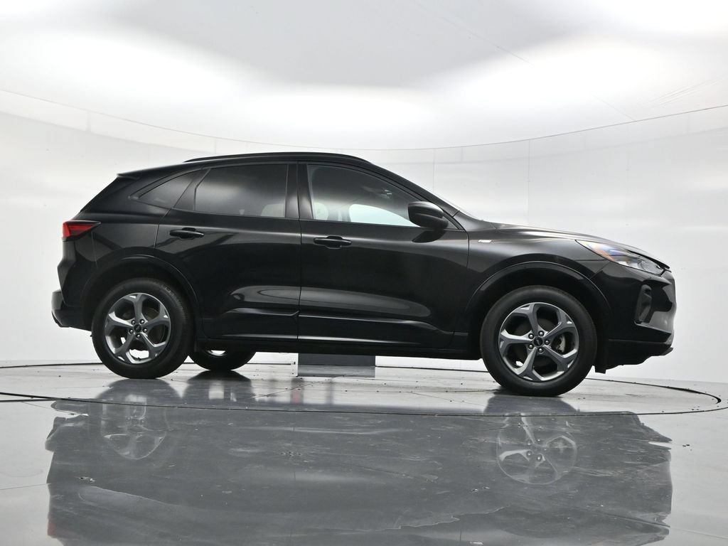 Used 2024 Ford Escape ST-Line w/ Tech Pack #1 AWD/4WD image 47