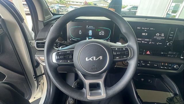 Used 2025 Kia Sportage LX FWD image 21