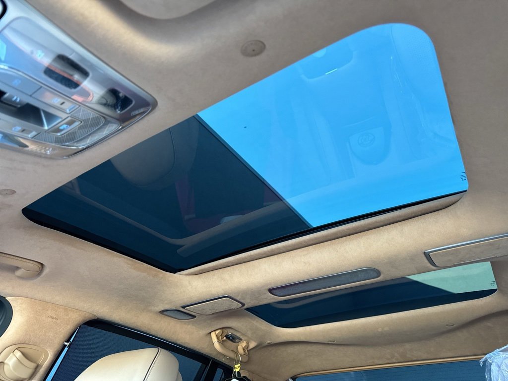 Used 2025 Genesis G90 3.5T image 16