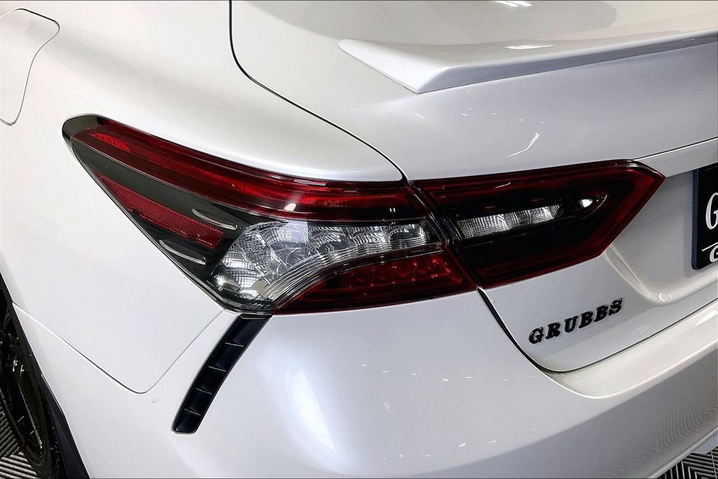 Used 2021 Toyota Camry XSE FWD image 41