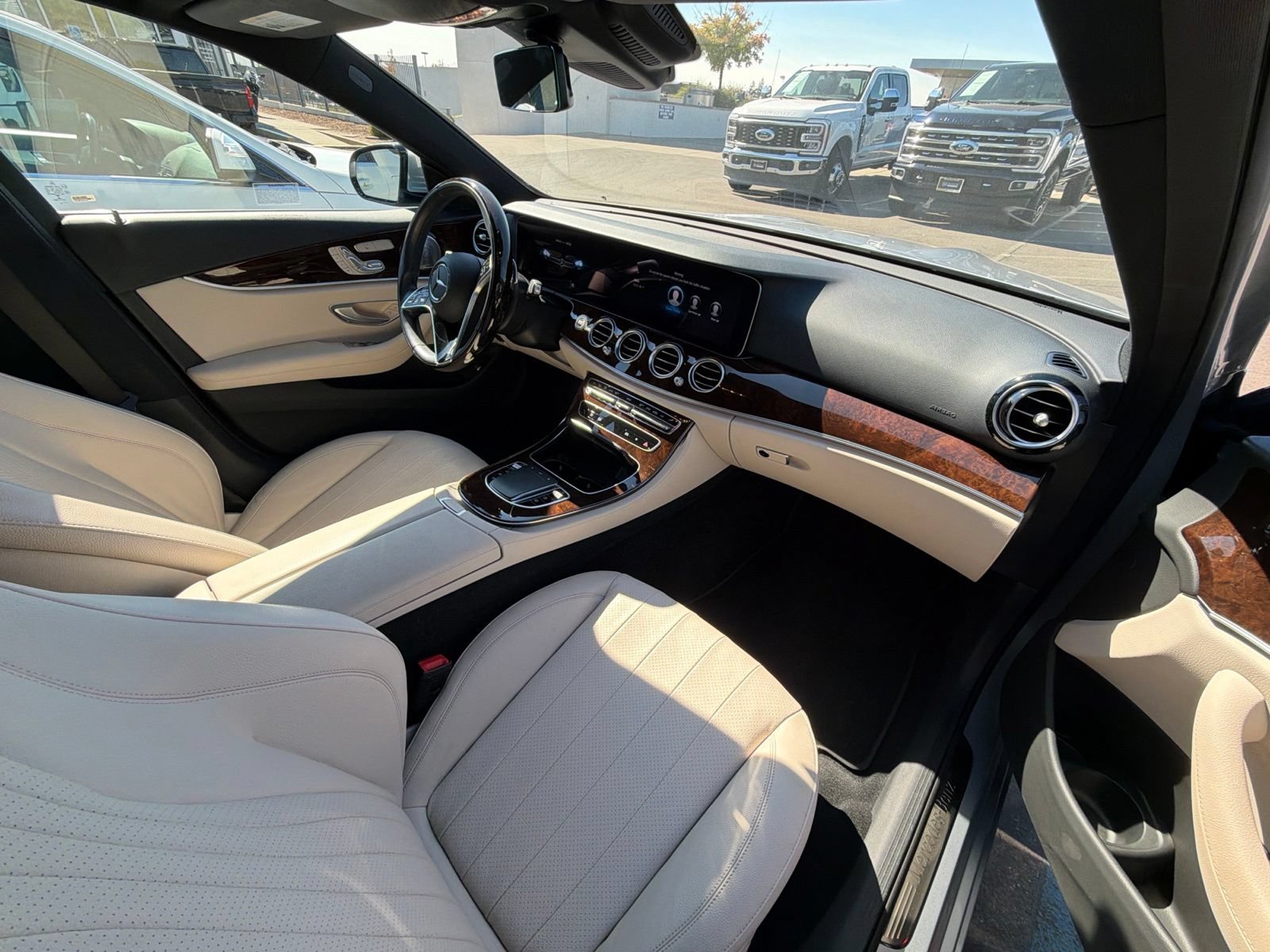 Used 2022 Mercedes-Benz E 350 Sedan image 7