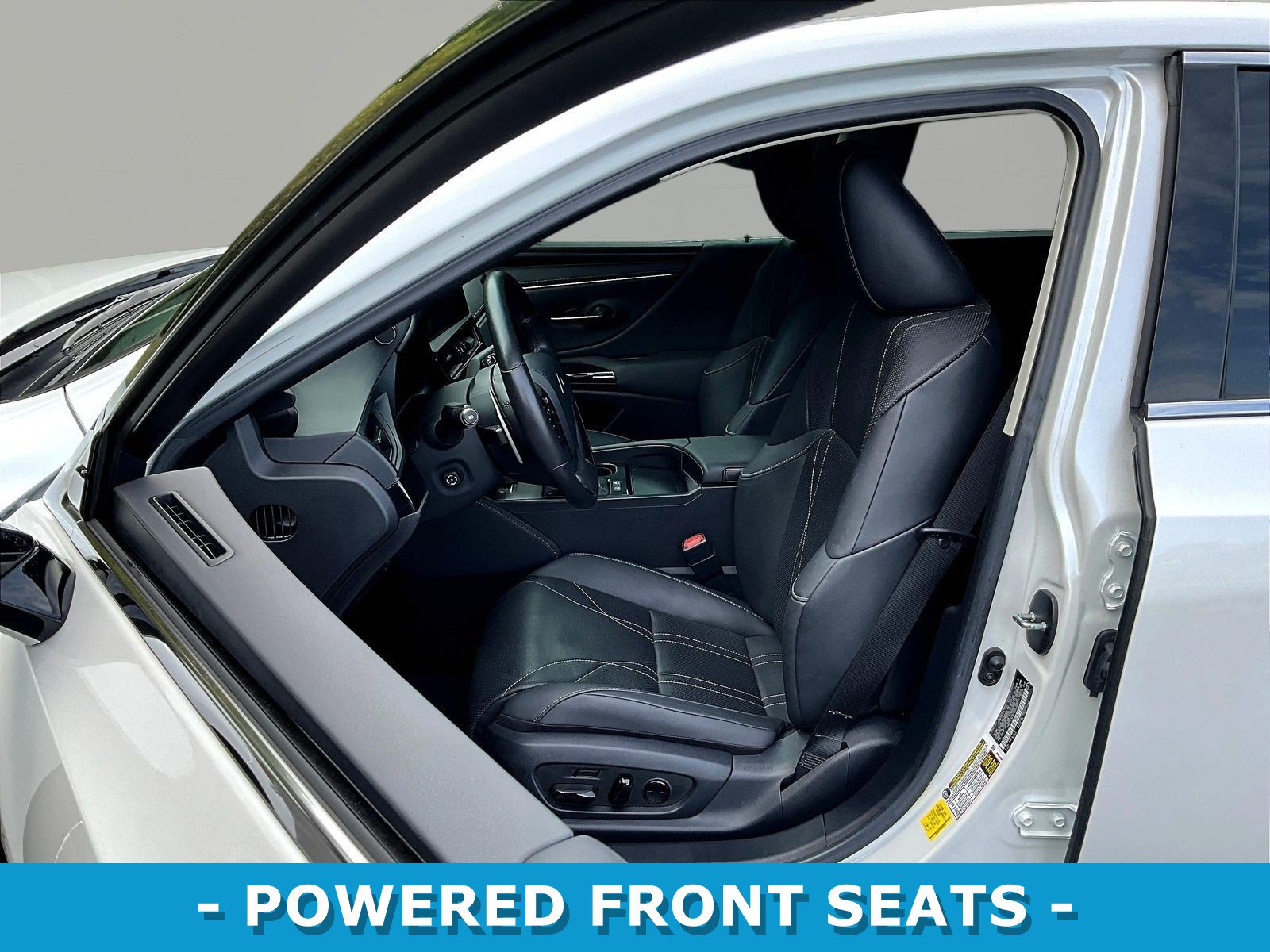 Used 2023 Lexus ES 300h w/ Accessory Package (Z2) FWD image 21