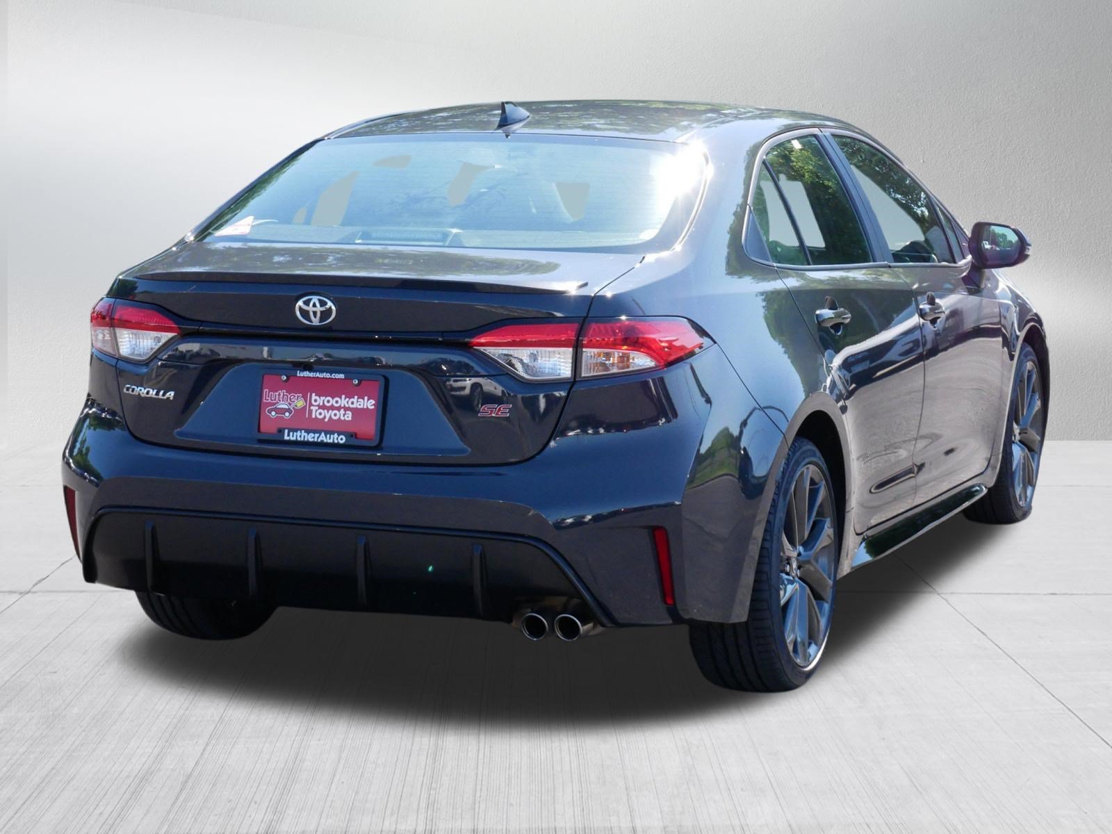 Certified 2025 Toyota Corolla SE FWD image 6