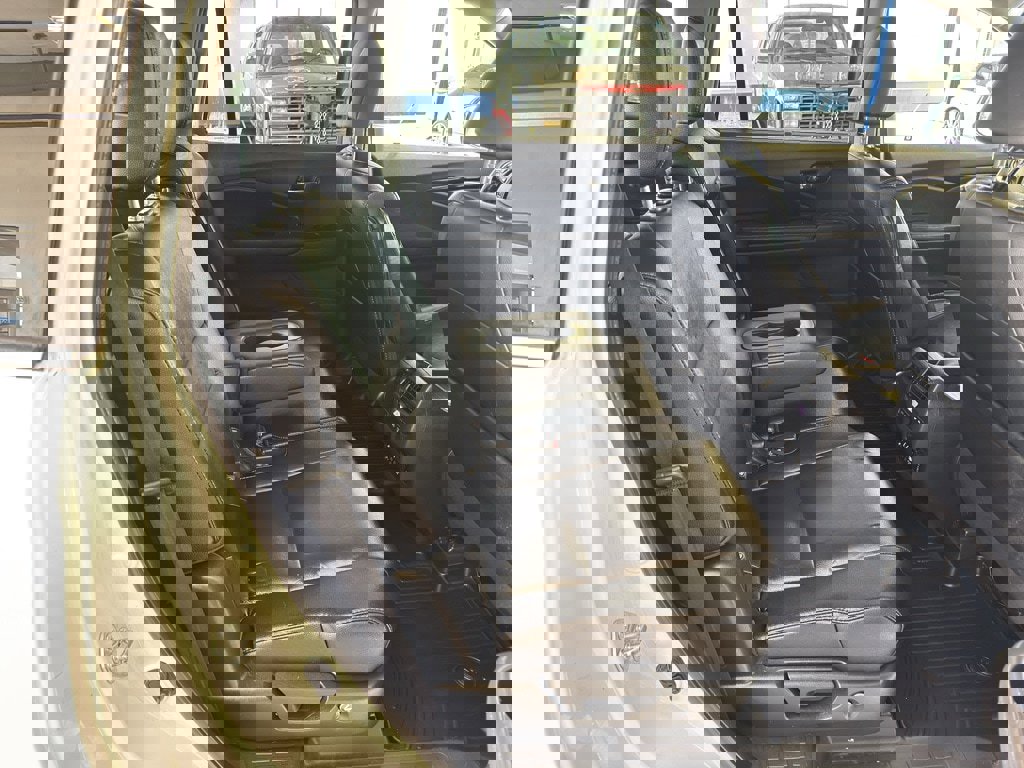 Used 2017 Honda Pilot Touring image 15