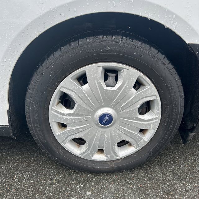 Used 2020 Ford Transit Connect XL image 20