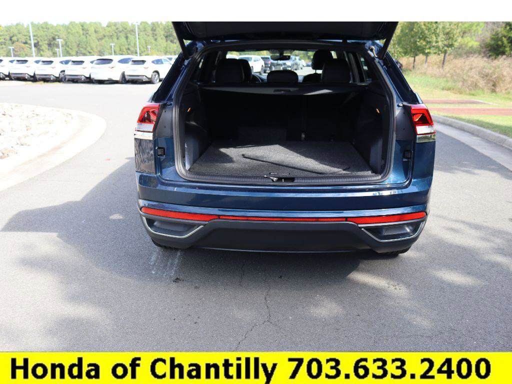 Used 2021 Volkswagen Atlas Cross Sport SE image 31