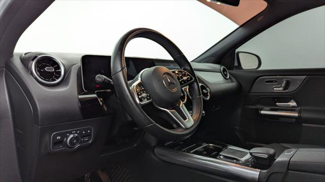 Used 2021 Mercedes-Benz GLA 250 4MATIC w/ Premium Package image 23