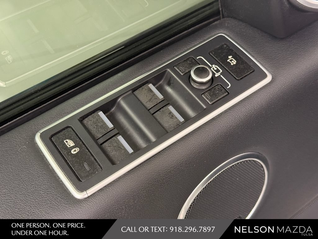 Used 2014 Land Rover Range Rover Supercharged AWD/4WD image 19
