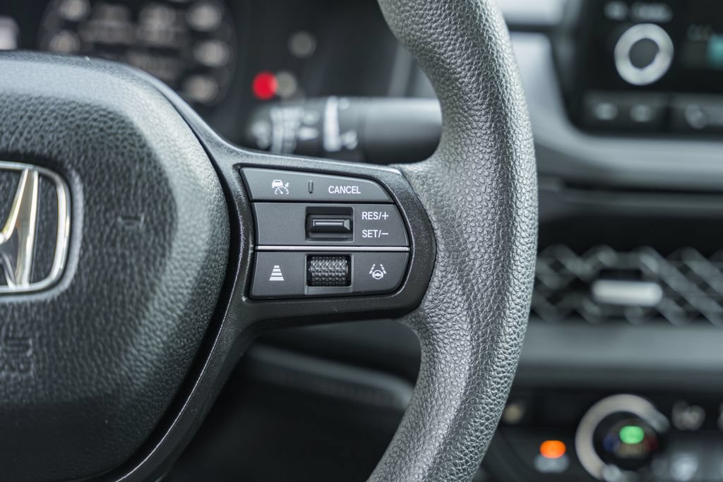 Used 2025 Honda Accord SE image 24