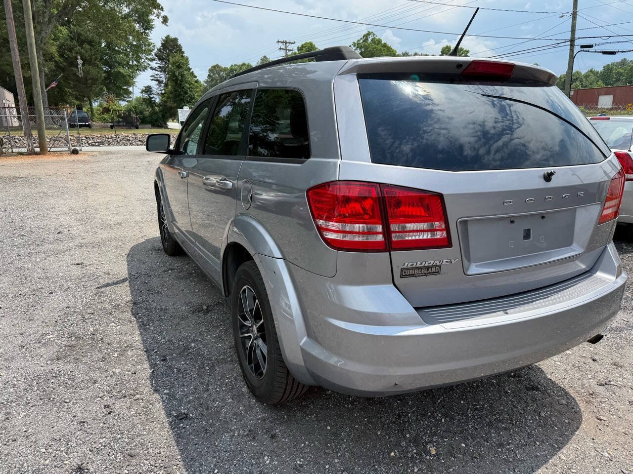 Used 2017 Dodge Journey SE w/ Flexible Seating Group FWD image 10