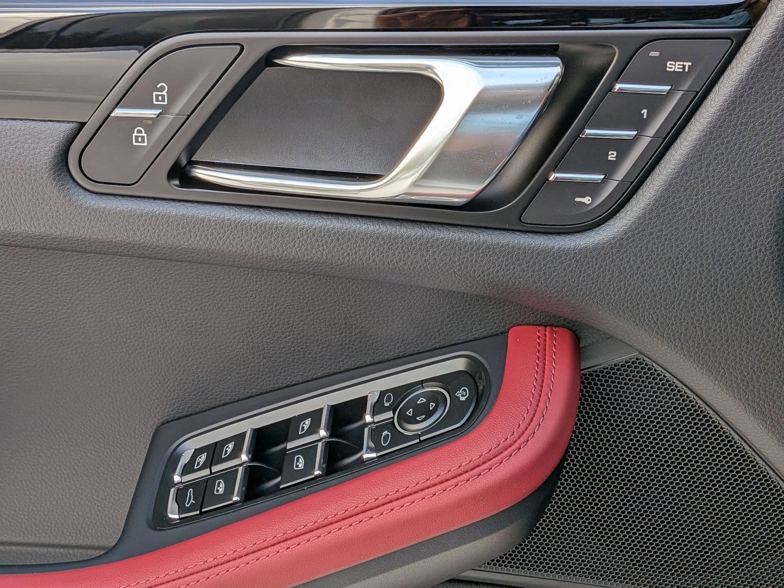 New 2026 Porsche Macan S image 15