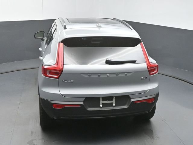 New 2026 Volvo XC40 B5 Ultra w/ Protection Package Premier image 44