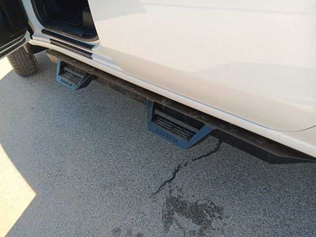 Used 2024 GMC Sierra 3500 Pro w/ Convenience Package image 35