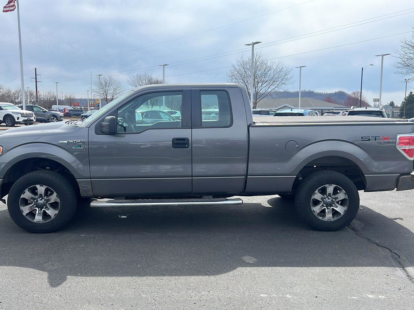 Used 2012 Ford F150 STX w/ STX Decor Pkg image 12