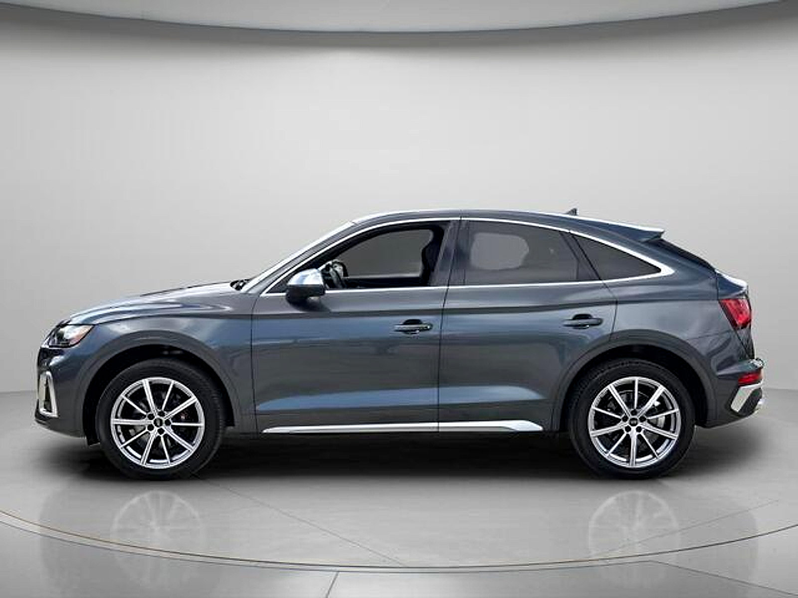Used 2023 Audi SQ5 Premium Plus w/ Premium Plus Package AWD/4WD image 3