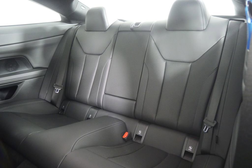 New 2026 BMW 430i Coupe w/ Parking Assistance Package RWD image 13