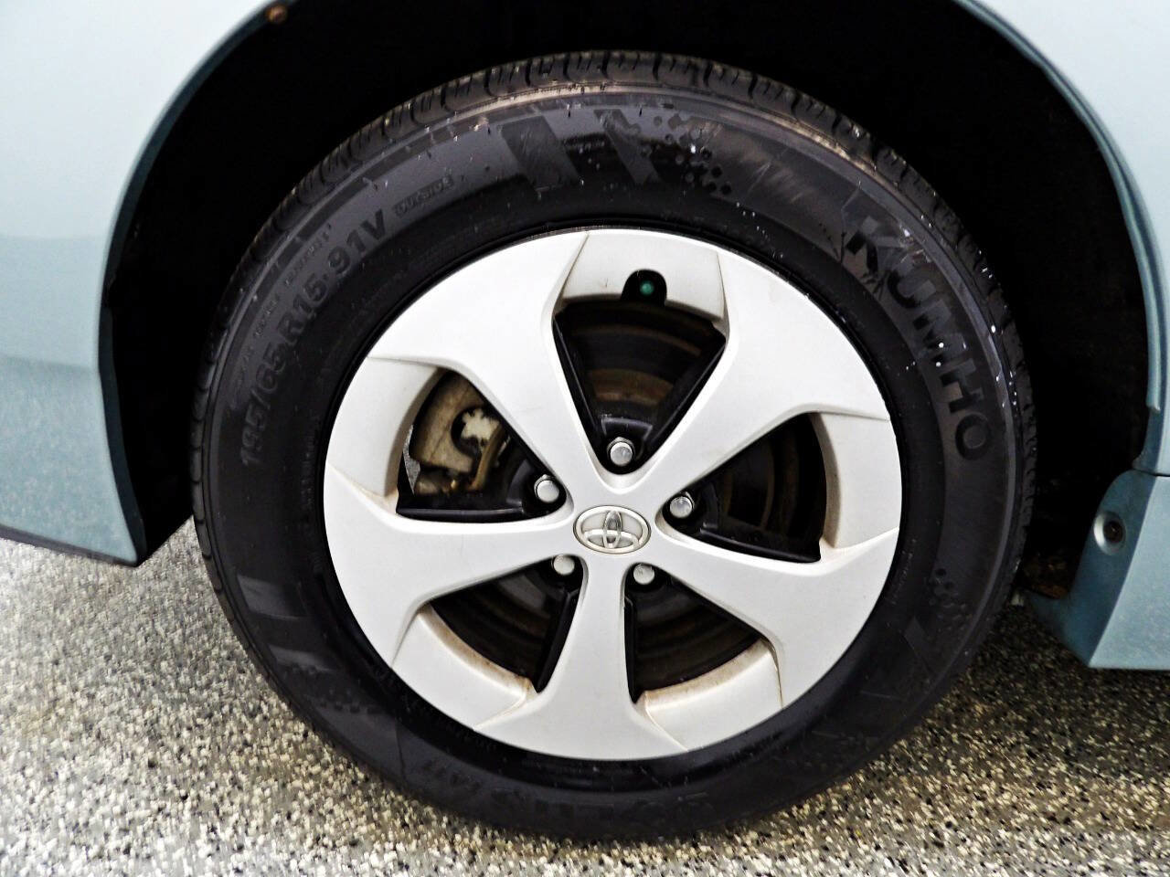 Used 2013 Toyota Prius Four FWD image 21