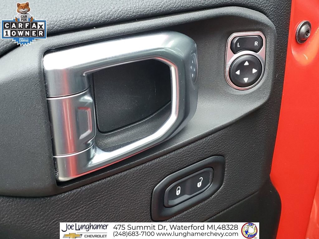 Used 2024 Jeep Wrangler Unlimited Sahara image 23