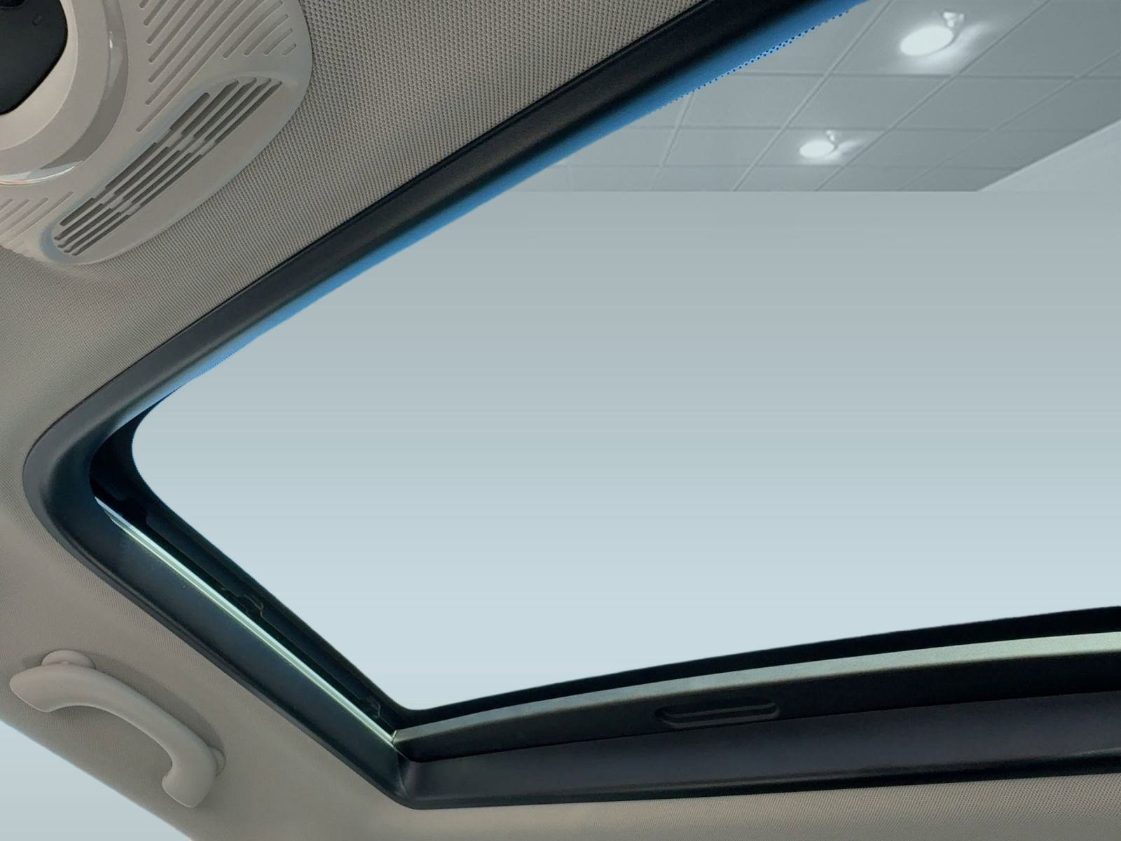 Used 2020 MINI Cooper 2-Door Hardtop w/ Storage Package image 13