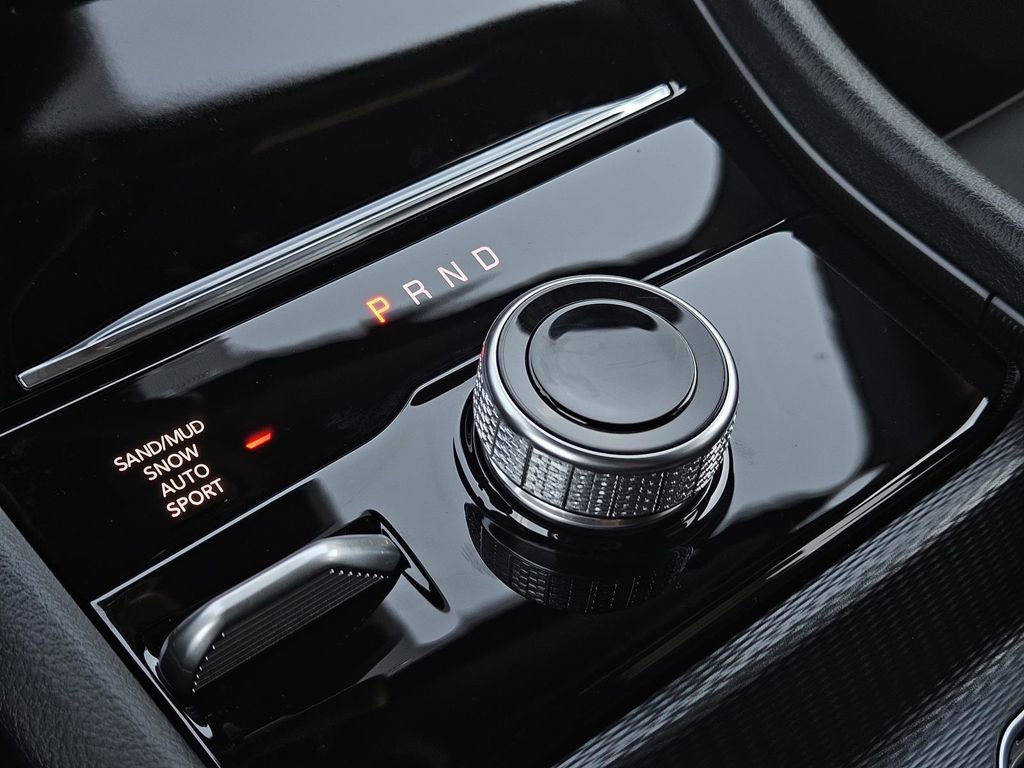 New 2025 Jeep Grand Cherokee Limited w/ Black Appearance Package image 20