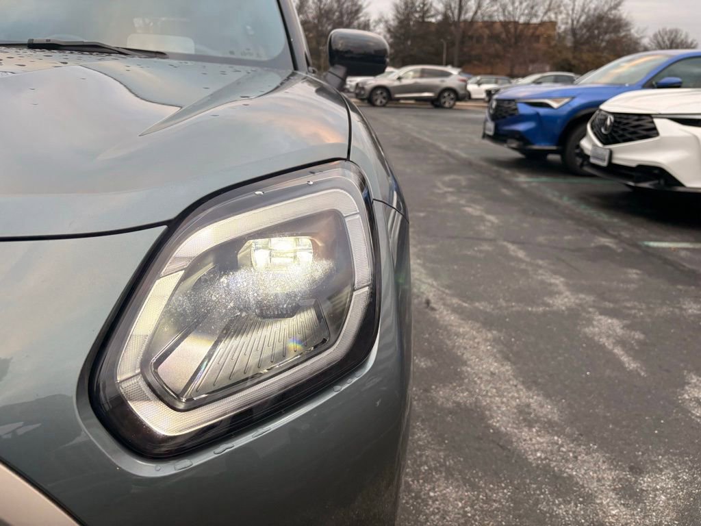 Used 2025 MINI Cooper Countryman S w/ Comfort Package Max image 11