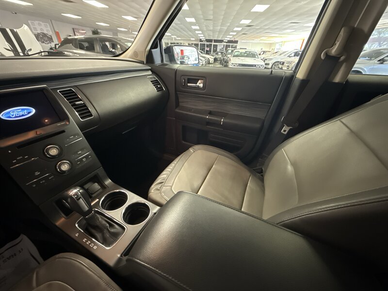 Used 2019 Ford Flex SEL w/ Equipment Group 202A FWD image 34