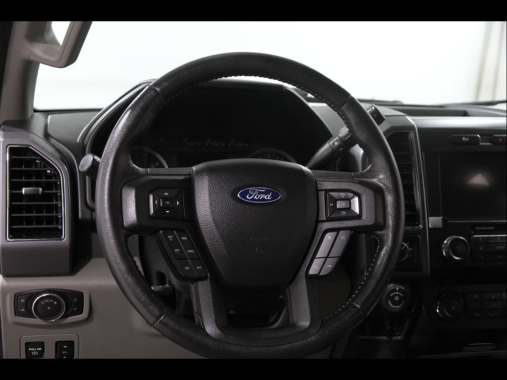 Used 2019 Ford F150 XLT w/ Equipment Group 302A Luxury AWD/4WD image 8