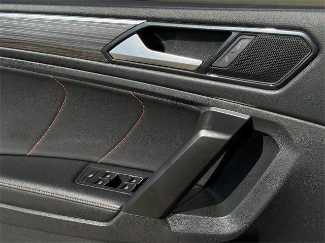 Used 2024 Volkswagen Tiguan Wolfsburg Edition FWD image 23
