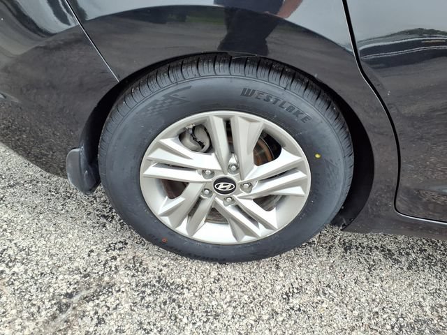 Used 2019 Hyundai Elantra SEL FWD image 55