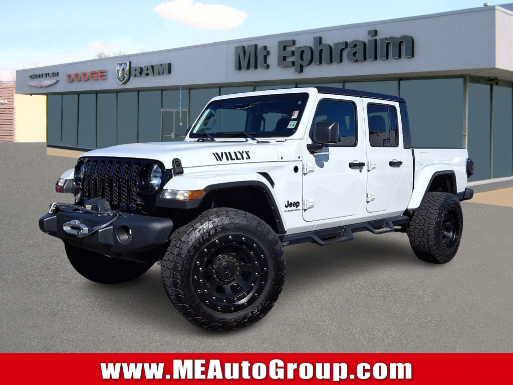 Used 2023 Jeep Gladiator Willys image 1