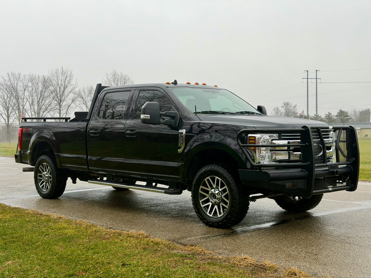 Used 2019 Ford F350 Lariat image 8