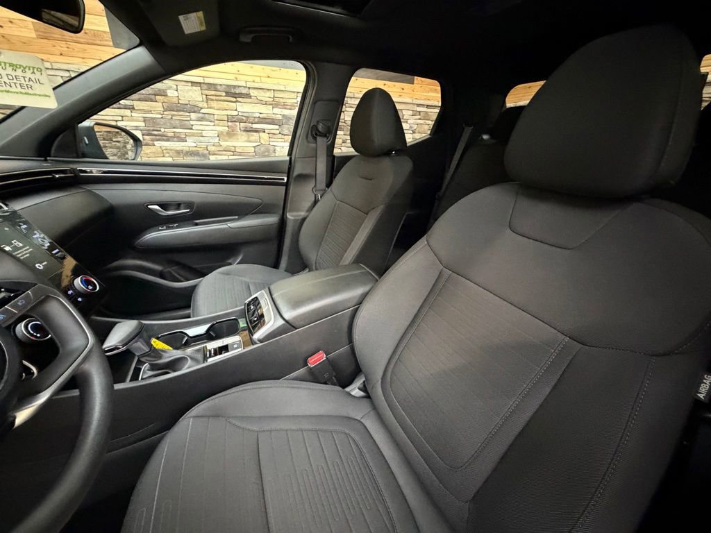 Used 2023 Hyundai Santa Cruz Night AWD/4WD image 12