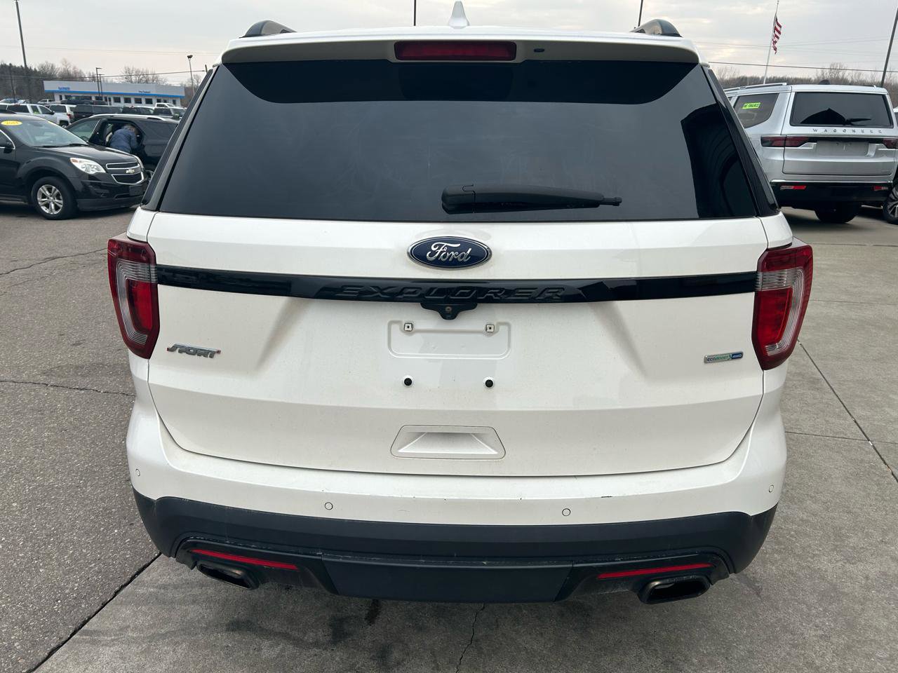 Used 2016 Ford Explorer Sport w/ Equipment Group 401A AWD/4WD image 6