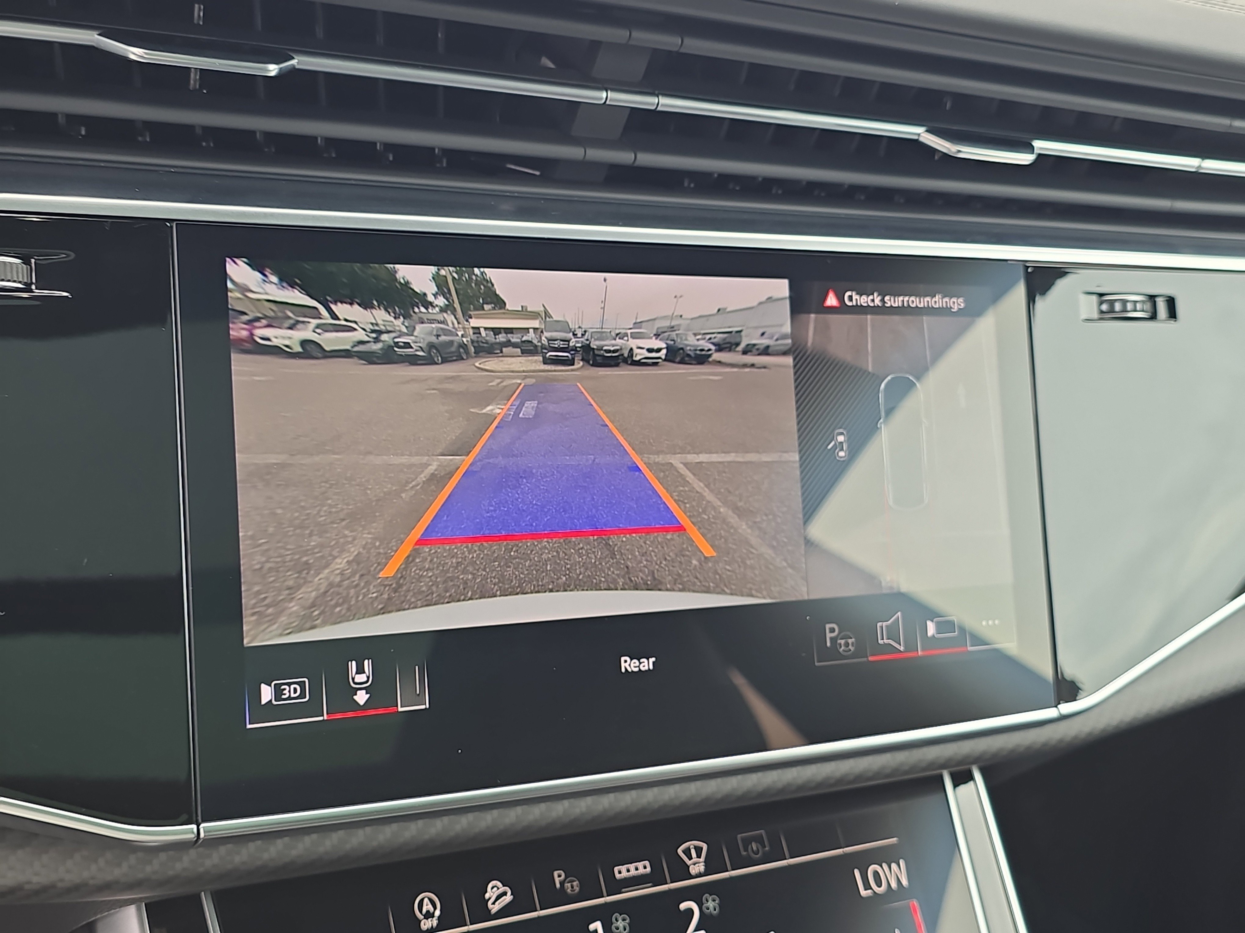 New 2025 Audi RS Q8 performance image 23