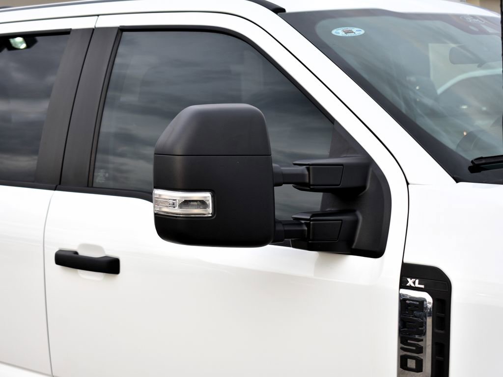 Used 2025 Ford F350 XL AWD/4WD image 7