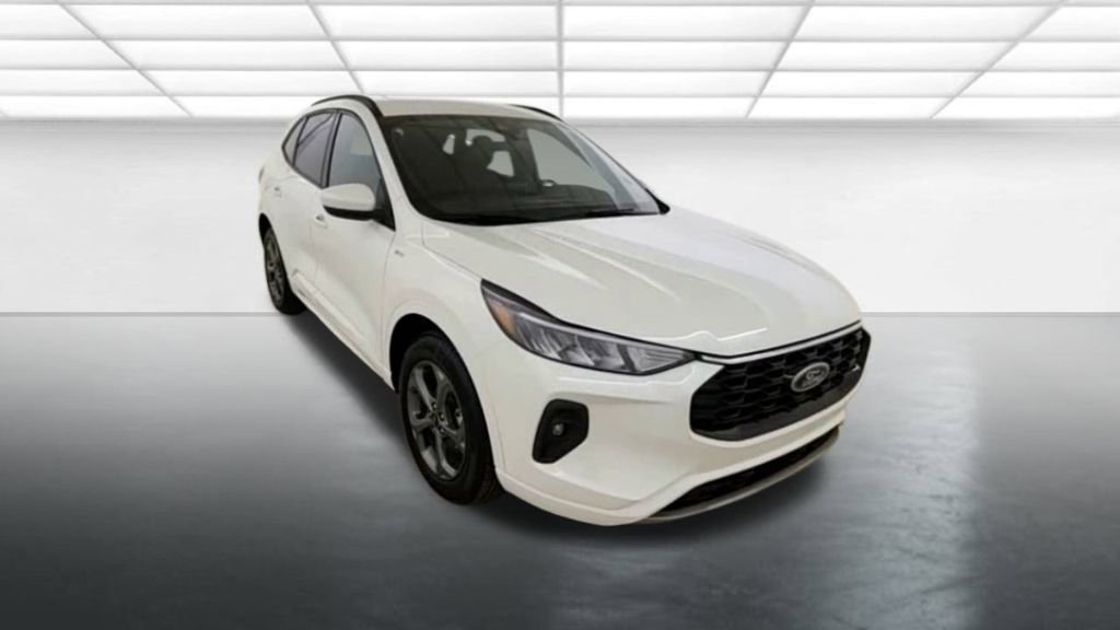 New 2024 Ford Escape ST-Line Select image 2