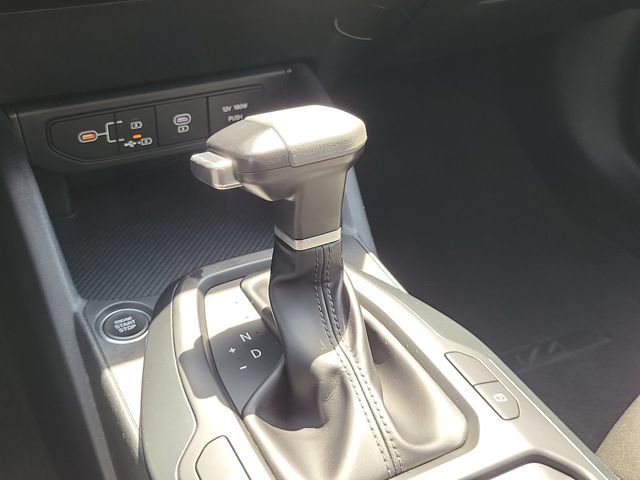 Used 2025 Kia K4 FWD image 23