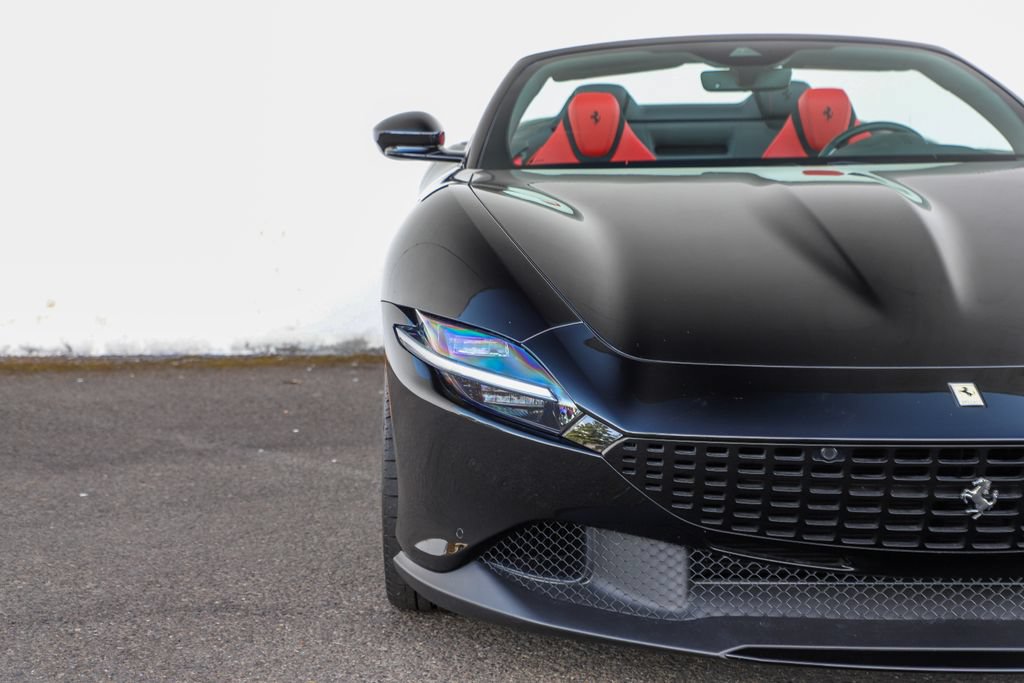 Certified 2025 Ferrari Roma Spider RWD image 58