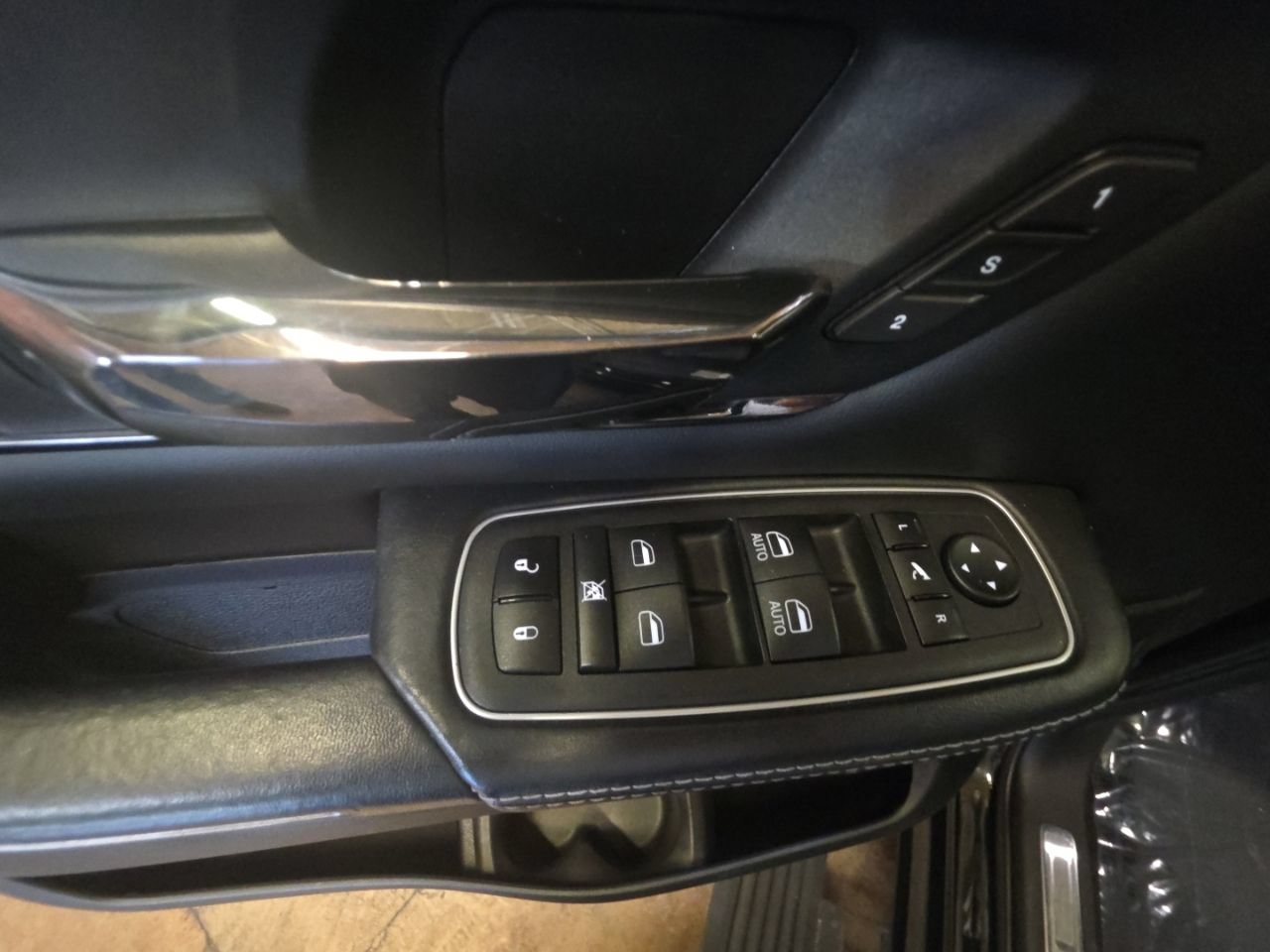 Used 2023 RAM 1500 Limited AWD/4WD image 37