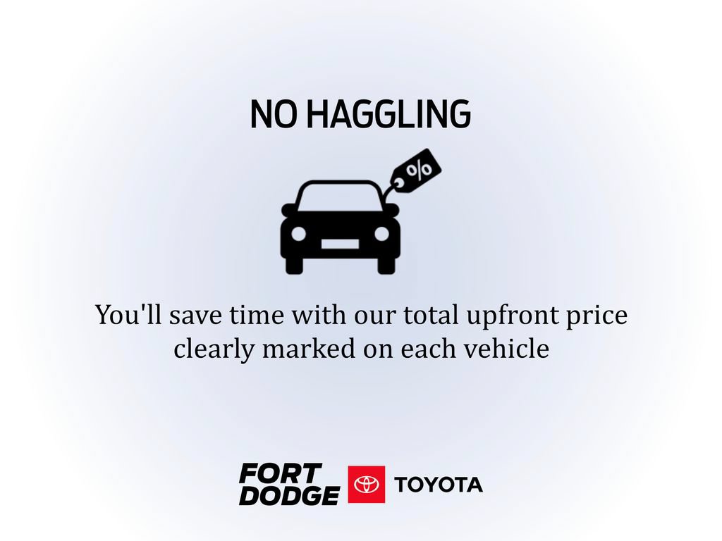 Used 2015 Toyota Sienna XLE w/ XLE Navigation Package FWD image 16