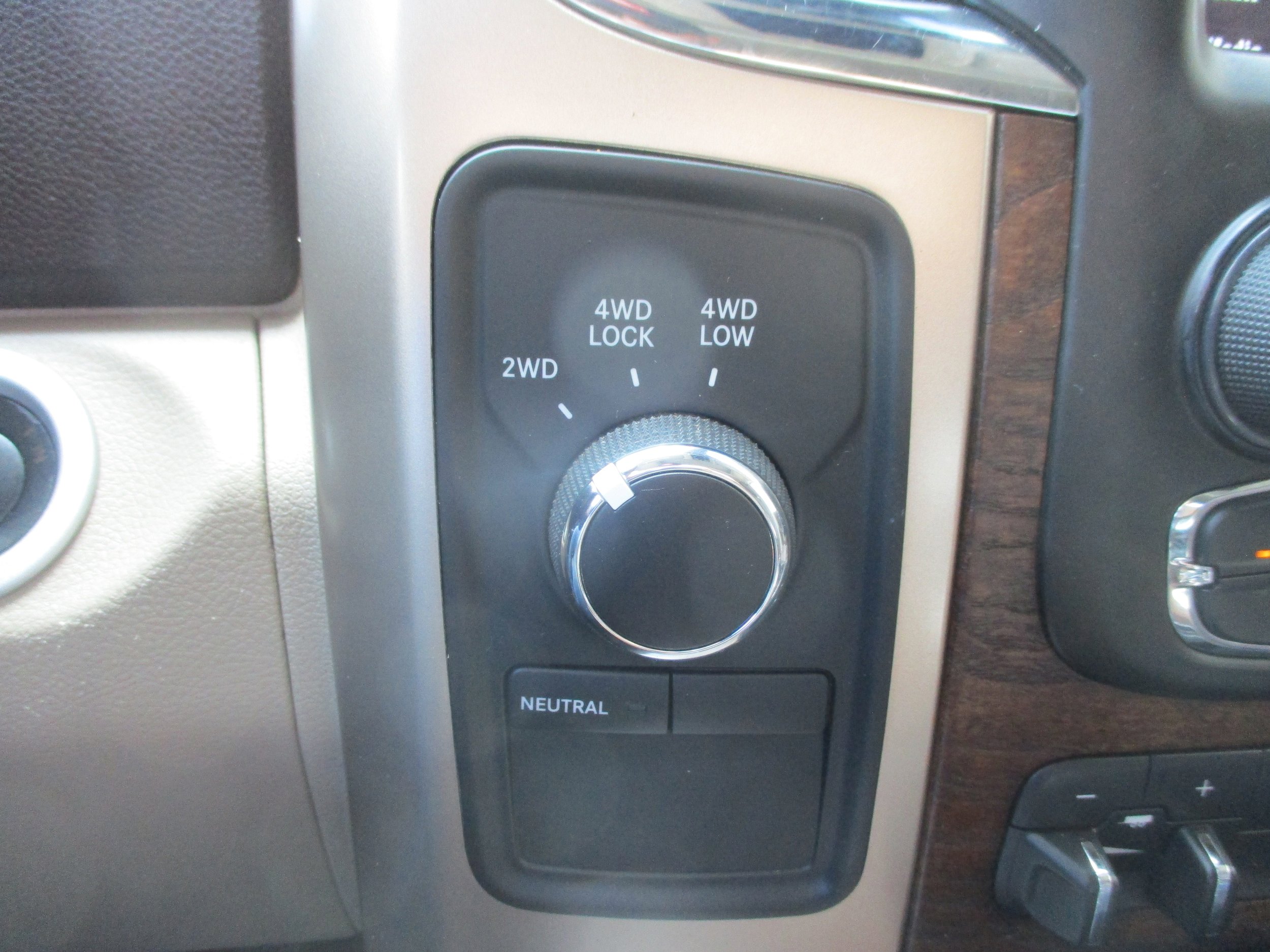 Used 2018 RAM 2500 Longhorn AWD/4WD image 15