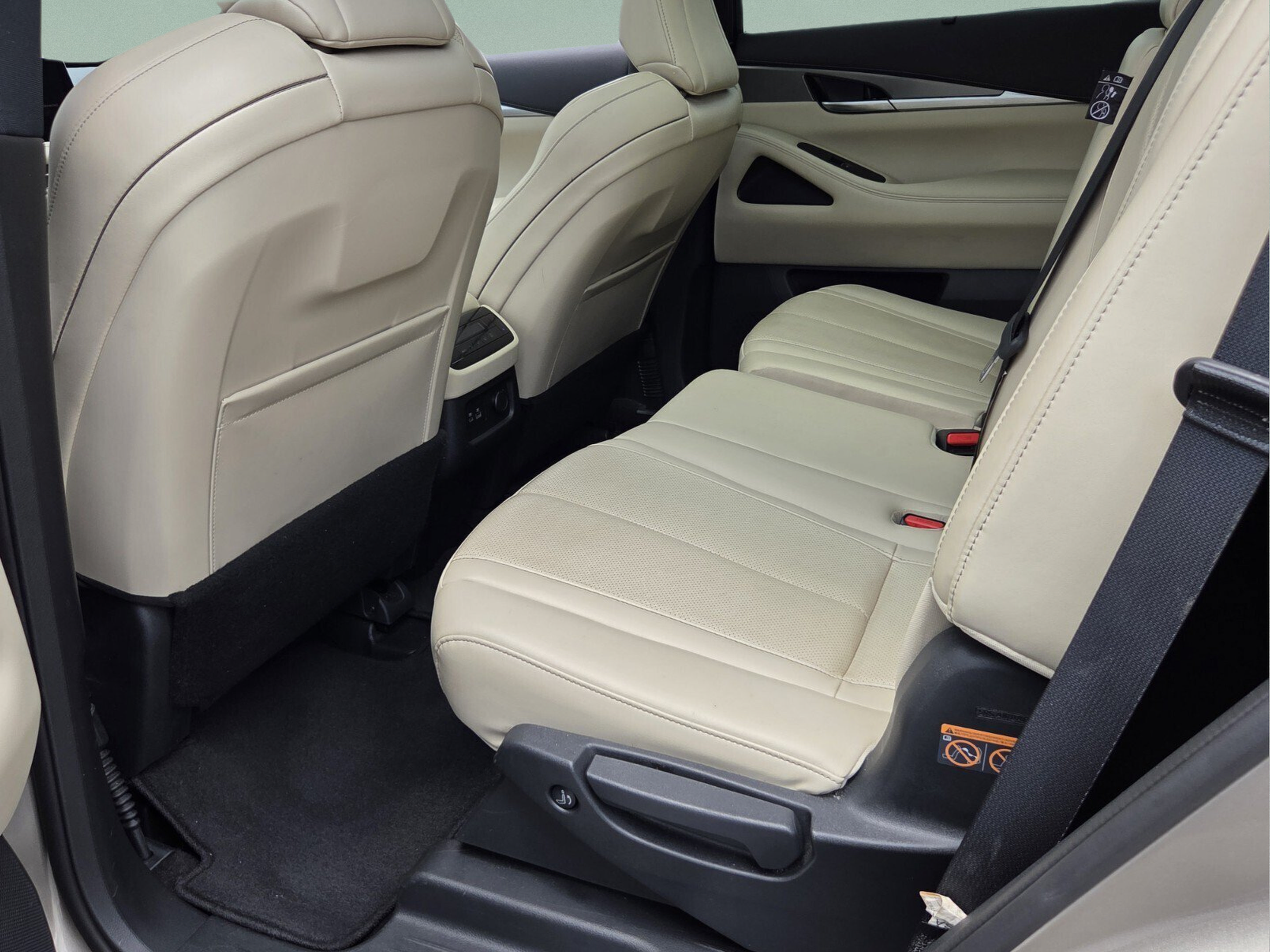 Used 2024 INFINITI QX60 Luxe FWD image 10