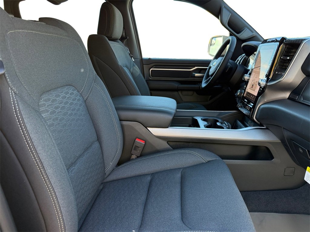 New 2026 RAM 1500 4x4 Crew Cab image 14