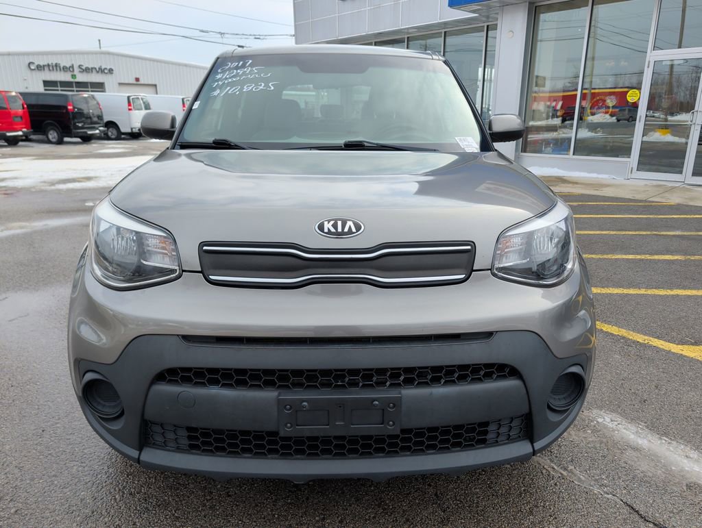 Used 2017 Kia Soul image 2