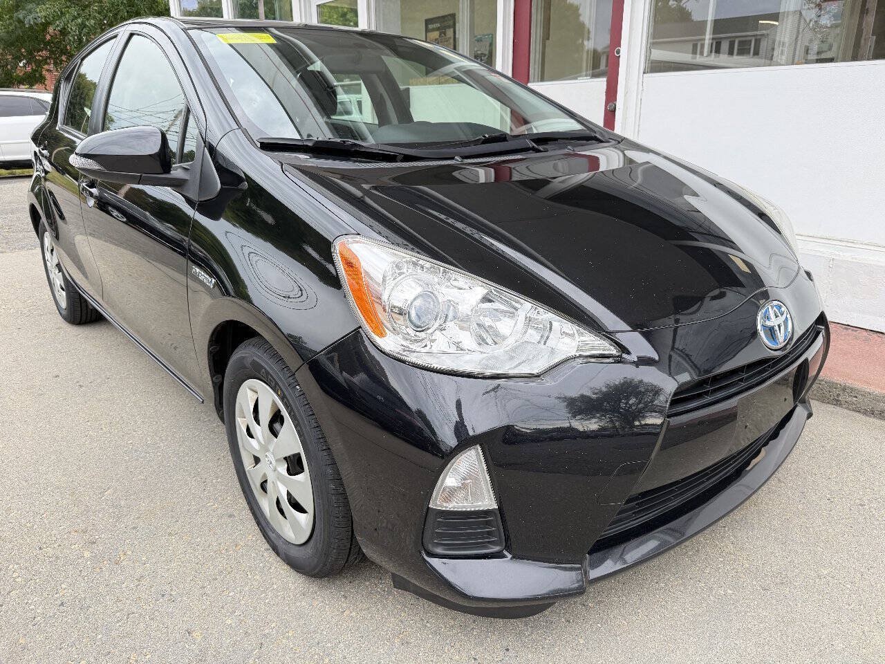 Used 2014 Toyota Prius C Two FWD image 7
