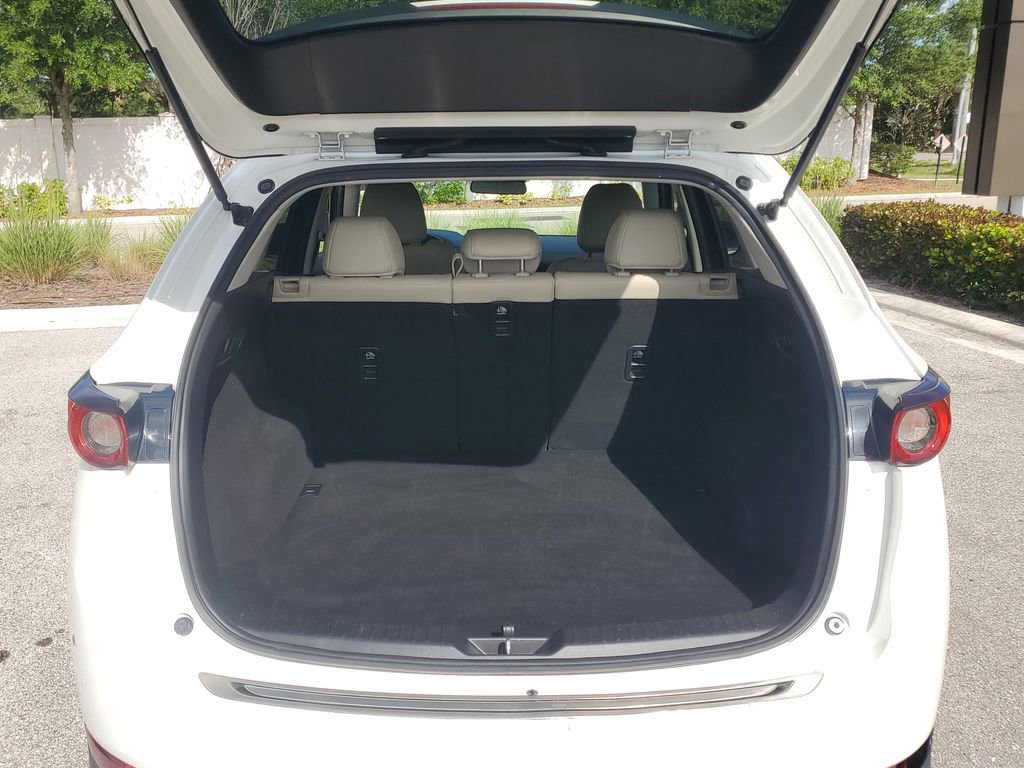 Used 2021 MAZDA CX-5 Touring FWD image 11