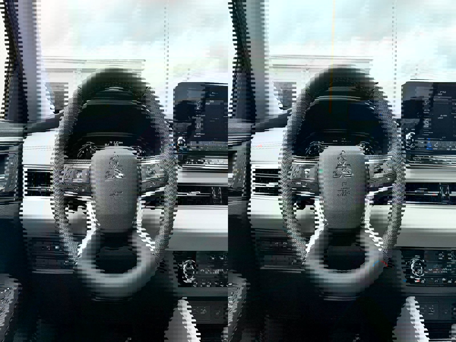 New 2025 Mitsubishi Outlander 4WD Plug-In Hybrid image 20