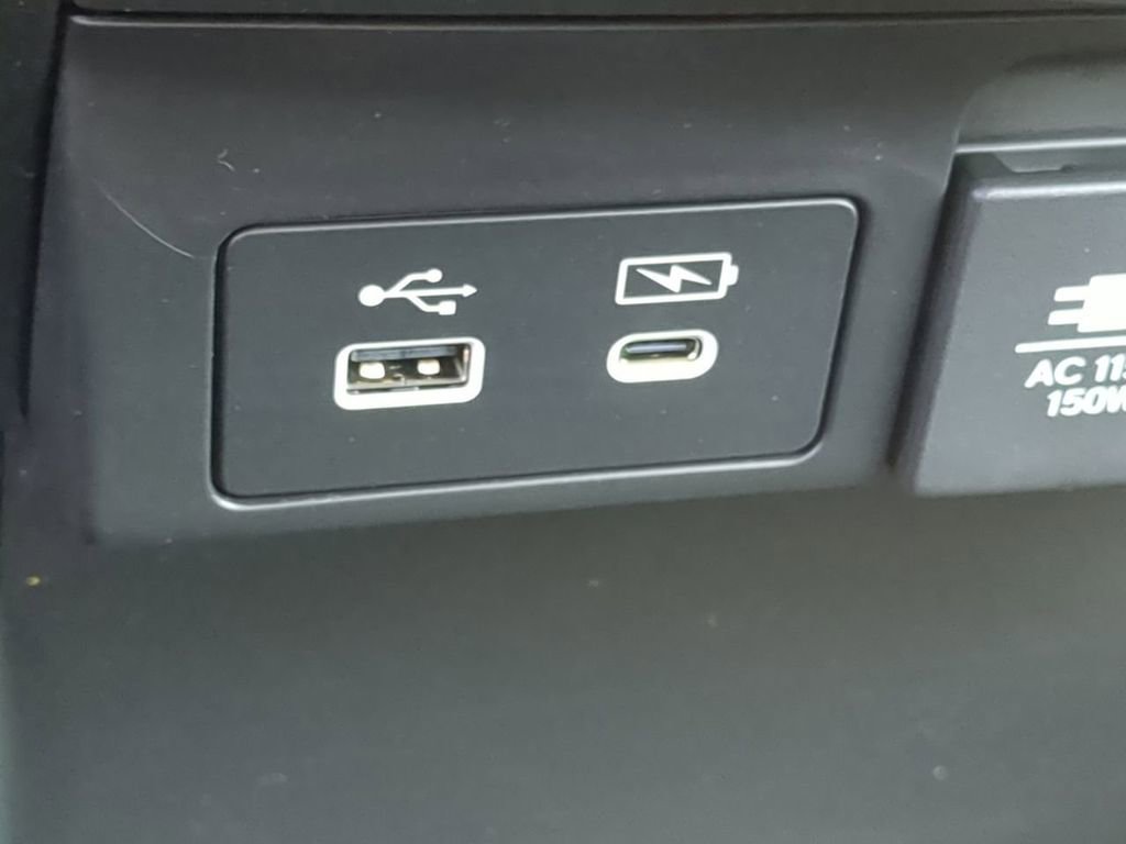 New 2026 Honda Odyssey Touring image 22